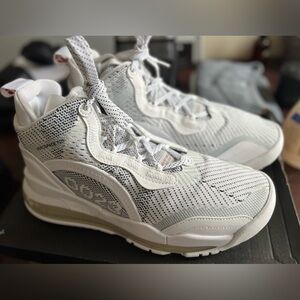 Jordan Aerospace 720 JCRD Men’s Sz 10 NWT